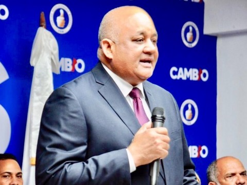 Roberto Fulcar dice que la JCE "No esta en capacidad de llevar de llevar 'sola' las elecciones"