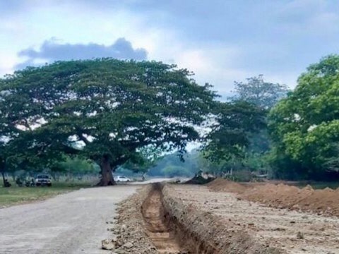 Construcci&oacute;n verja fronteriza avanza en Dajab&oacute;n y otras tres provincias