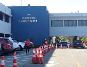 Salud P&uacute;blica reporta 5,968 casos nuevos positivos y ligera baja en hospitalizaciones en las &uacute;ltimas 24 horas