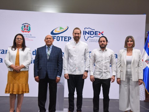 Infotep e Index ampl&iacute;an proyecto de capacitaci&oacute;n t&eacute;cnica