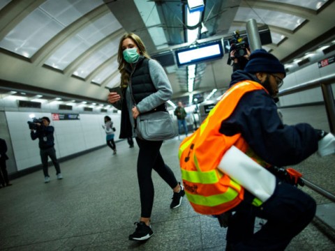 EE.UU supera los 2,750 muertos por COVID-19 en menos de 24 horas