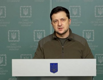 Zelenski promete reconstruir Ucrania y exige a Rusia que lo pague