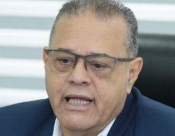 Exdirector del Inabie dice estar "100% afectado" por denuncias e investigaciones a su gesti&oacute;n