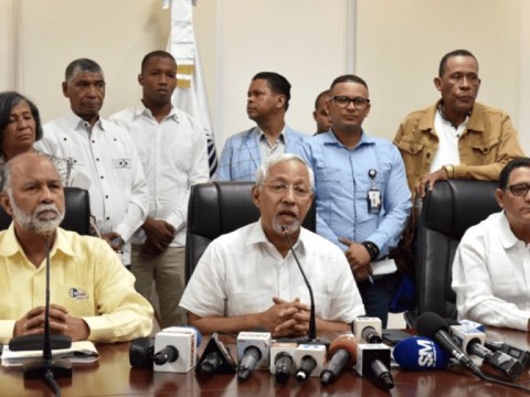Maestros jubilados cobrar&aacute;n este mes aumento en su salario