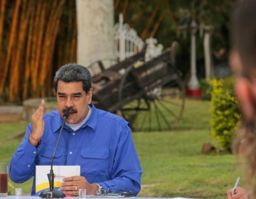 Nicolas Maduro anuncia vacunaci&oacute;n masiva en Abril en Venezuela