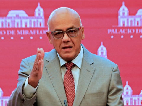 Venezuela denuncia que el oficial de seguridad que iba a atentar contra la Asamblea Nacional fue contratado por un agente de la CIA en Colombia