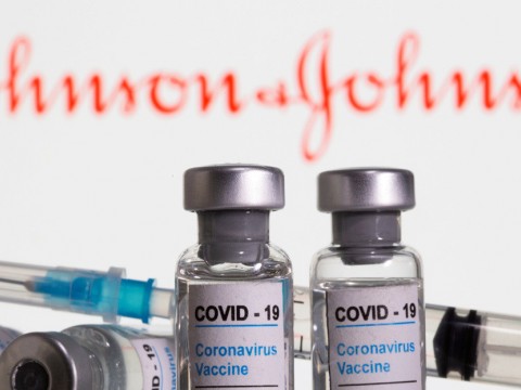 El regulador europeo encuentra un posible nexo entre la vacuna anticovid de Johnson & Johnson y la formaci&oacute;n de co&aacute;gulos en sangre