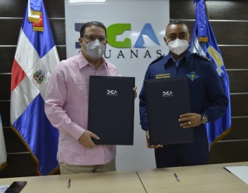CESAC y Aduanas firman acuerdo en materia de seguridad y control de los aeropuertos