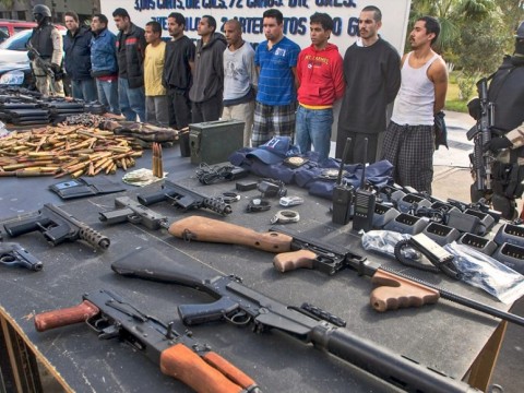 Arizona, California, Connecticut y Texas son los principales estados EE.UU que trafican armas a M&eacute;xico