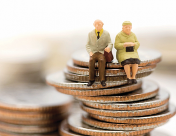 Gestionan que los pensionados no se queden sin seguro