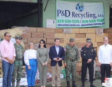 Autoridades incineran 6.5 millones de productos decomisados