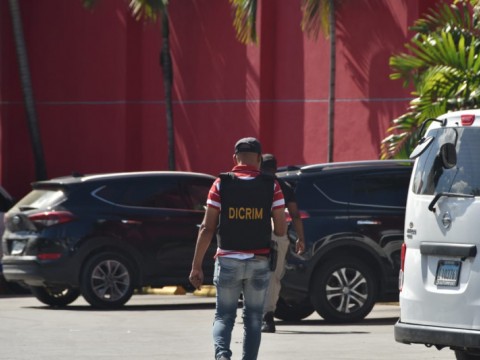 Matan a dos vigilantes de supermercado en Villa Mella