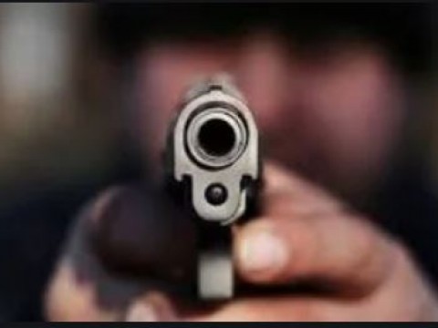 Fallece mujer herida de bala por su esposo