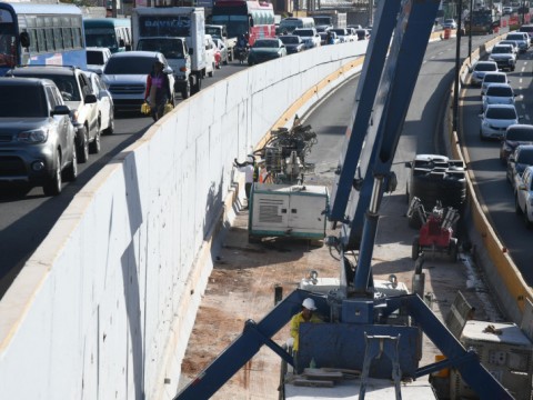 Trabajos de reparaci&oacute;n de desnivel 27 de Febrero estar&iacute;an completos en dos meses