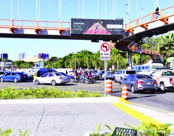 Desv&iacute;os en la avenida M&aacute;ximo G&oacute;mez con 27 de Febrero incrementan tap&oacute;n en la ciudad