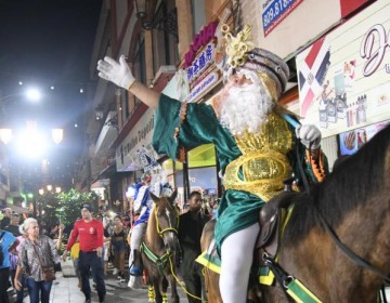 Desfile de D&iacute;a de Reyes: Una tradici&oacute;n en la Zona Colonial