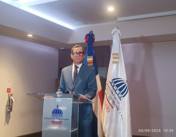 Ministro de Trabajo: &ldquo;La reducci&oacute;n de la jornada laboral ser&aacute; voluntaria&rdquo;