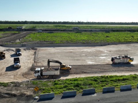 Trabajan en excavaci&oacute;n para construcci&oacute;n de la nueva terminal del Aeropuerto de Las Am&eacute;ricas