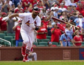 Rojos blanquean a Pujols y los Cardenales