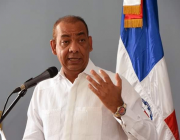 Ministro Deligne Ascenci&oacute;n anuncia la construcci&oacute;n de carreteras en Monte Plata