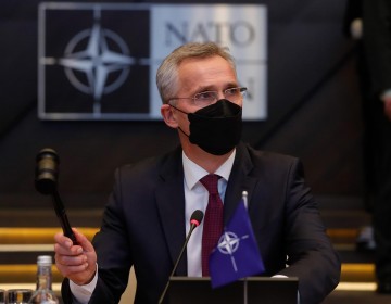 La OTAN condena operaci&oacute;n rusa en Ucrania