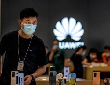 EE.UU impone restricciones de visados para empleados de Huawei