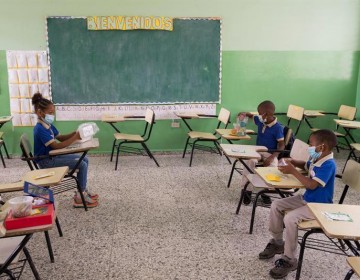 Con mascarillas, distanciamiento y gel evitar&aacute;n contagios de covid en a&ntilde;o escolar presencial