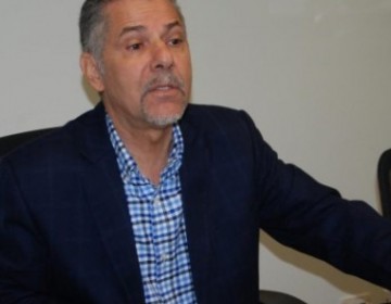 Manuel Jim&eacute;nez compone canci&oacute;n a Luis Abinader