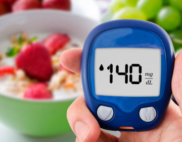 Cenar menos de 2 horas antes de dormir aumenta un 50 % el riesgo de diabetes