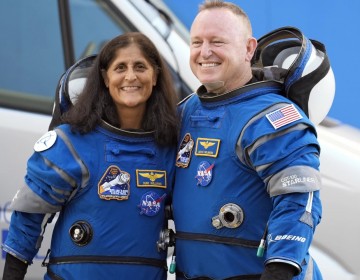 Despu&eacute;s de nueve meses, astronautas de la NASA inician su viaje de vuelta a la Tierra