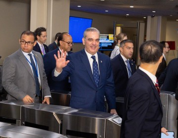 En estos momentos el presidente Luis Abinader, llega a la sede de la Organizaci&oacute;n de las Naciones Unidas (ONU)