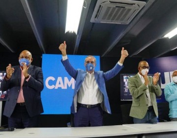 Luis Abinader encabeza primera actividad del PRM tras superar el Covid-19