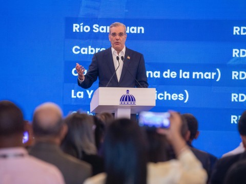 Presidente Abinader presenta en LA Semanal inversi&oacute;n hist&oacute;rica de USD531.5 millones en infraestructura portuaria entre sectores p&uacute;blico y privado