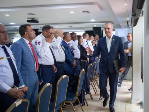 Presidente Abinader encabeza reuni&oacute;n de seguimiento al Plan de Seguridad Ciudadana