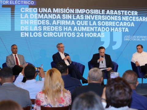 Presidente Abinader encabeza presentaci&oacute;n plan para eficientizar operaciones de las distribuidoras de electricidad