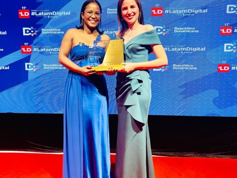 Aduanas es reconocida como el mejor servicio p&uacute;blico digital de Latinoam&eacute;rica  
