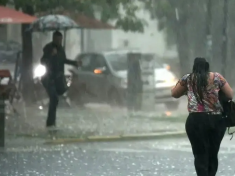 Aguaceros hoy; en alerta 14 provincias