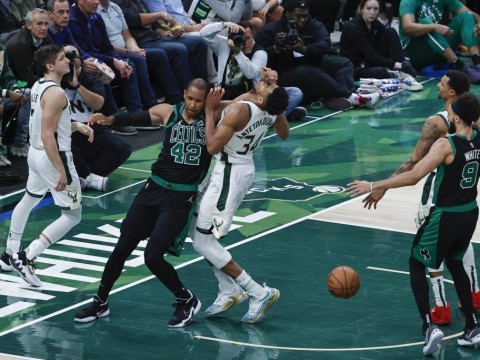 Al Horford: &ldquo;No me gust&oacute; c&oacute;mo me mir&oacute; Giannis y eso cambi&oacute; mi partido&rdquo;