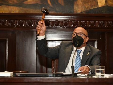 &ldquo;Tres causales se podr&iacute;a conocer mediante refer&eacute;ndum&rdquo; dice Alfredo Pacheco