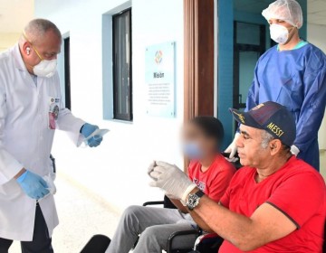 Ministerio de Salud confiere alta m&eacute;dica a primeros tres pacientes recuperados de COVID-19