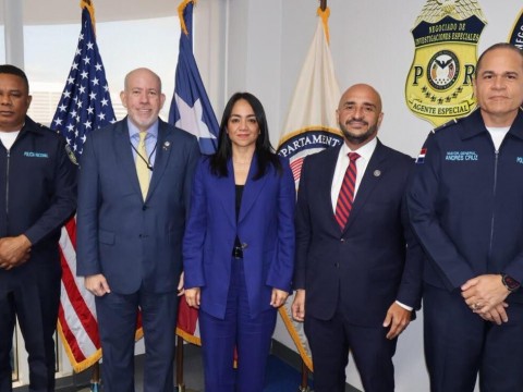 Ministra de Interior y Polic&iacute;a y Director General de la Polic&iacute;a coordinan acciones con Puerto Rico para enfrentar el crimen transnacional