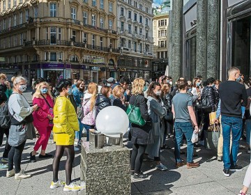 Alemania reabre hoteles y restaurantes 