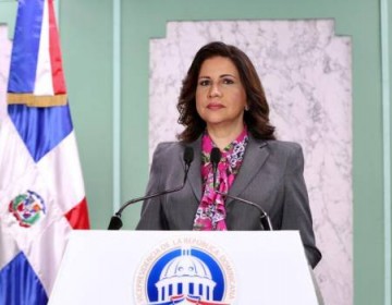 Barberos, mec&aacute;nicos y saloneras ser&aacute;n incluidas en el programa Qu&eacute;dateenCasa de la Vicepresidencia