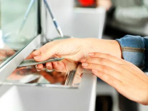Bancos solo estar&aacute;n abiertos de 8:30 de la ma&ntilde;ana a 12:30 de la tarde desde este lunes