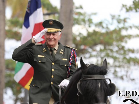 No hay bandera suficientemente larga para cubrir la p&eacute;rdida del Cor. Calil Hach&eacute; Malkum 