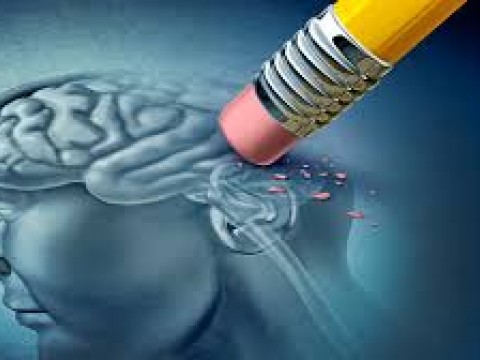 Cient&iacute;ficos desarrollan an&aacute;lisis que permite detectar el Alzheimer con toma de sangre