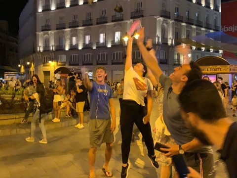 Espa&ntilde;a le dice adi&oacute;s al uso obligatorio de mascarilla 
