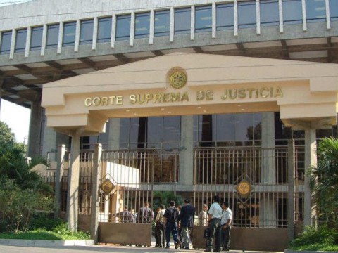 Jueces rechazan destituciones en la Corte Suprema de Justicia de El Salvador