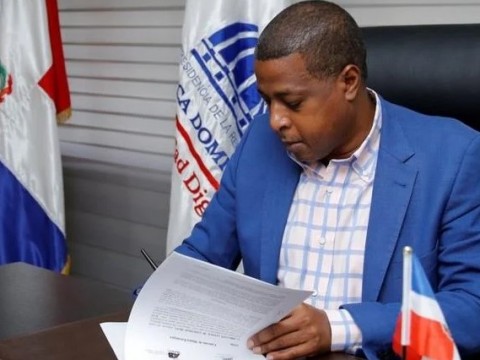 Var&iacute;an prisi&oacute;n a Juan Maldonado, ex director de Comunidad Digna implicado en caso Falc&oacute;n
