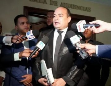 Acusan a &laquo;Chu&raquo; V&aacute;squez de utilizar t&aacute;cticas para que no se conozca audiencia